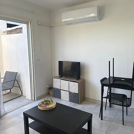 Climatise Orens N8 Apartment *